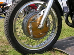Dateiname=kawasaki_h1_b.JPG
Dateigröße=152KB
Abmessungen: 800x600
hinzugefügt am: 22. September 2007 kawasaki_h1_b.JPG