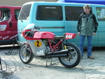Dateiname=mv_agusta_750_corsa_g.jpg
Dateigröße=157KB
Abmessungen: 800x600
hinzugefügt am: 25. September 2008 mv_agusta_750_corsa_g.jpg