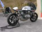 Dateiname=rau_honda_spa.jpg
Dateigröße=190KB
Abmessungen: 800x600
hinzugefügt am: 14. Juli 2008 rau_honda_spa.jpg